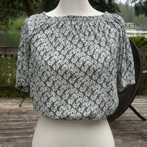 Green and White Patterned Blouse